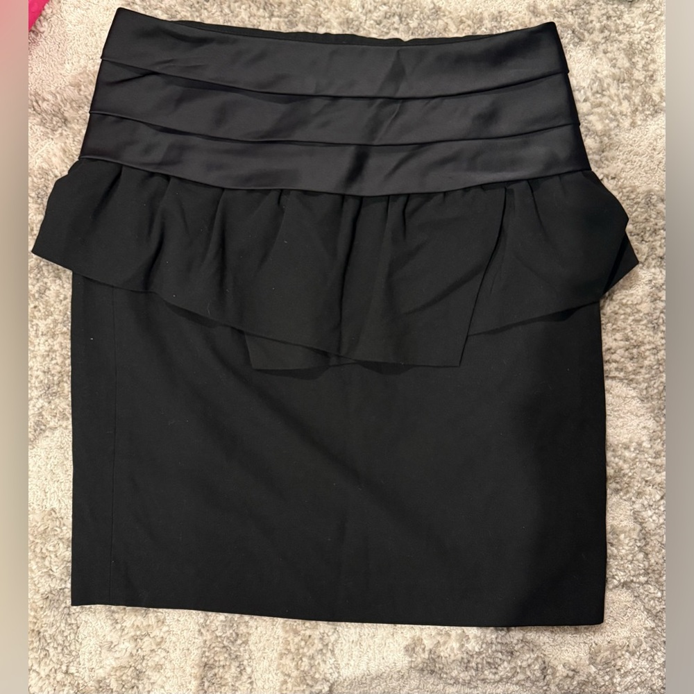 Michael Kors  Black Ruffled Pencil Mini Skirt Size‎ 0